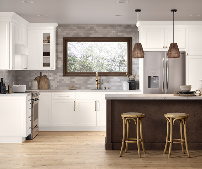 Ashland TrueColor White and Stained Thatch Kitchen